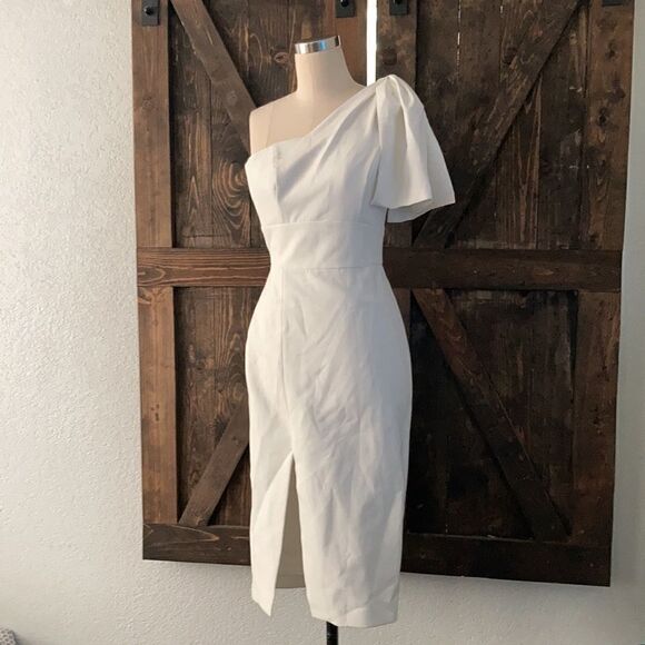 Forever New Porcelain Bessy One Shoulder Bow Dress - Picture 10 of 16